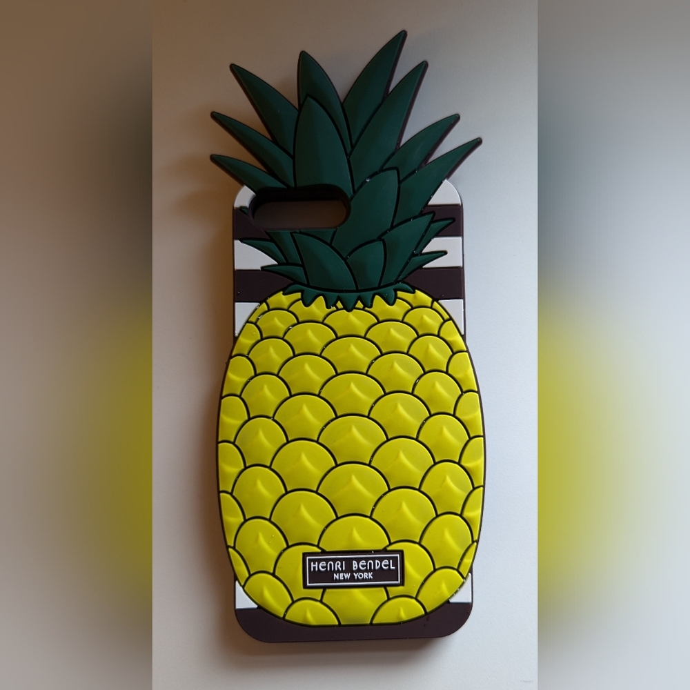 Henri Bendel - Pineapple Silicone Phone Case - iPhone 7+/8+